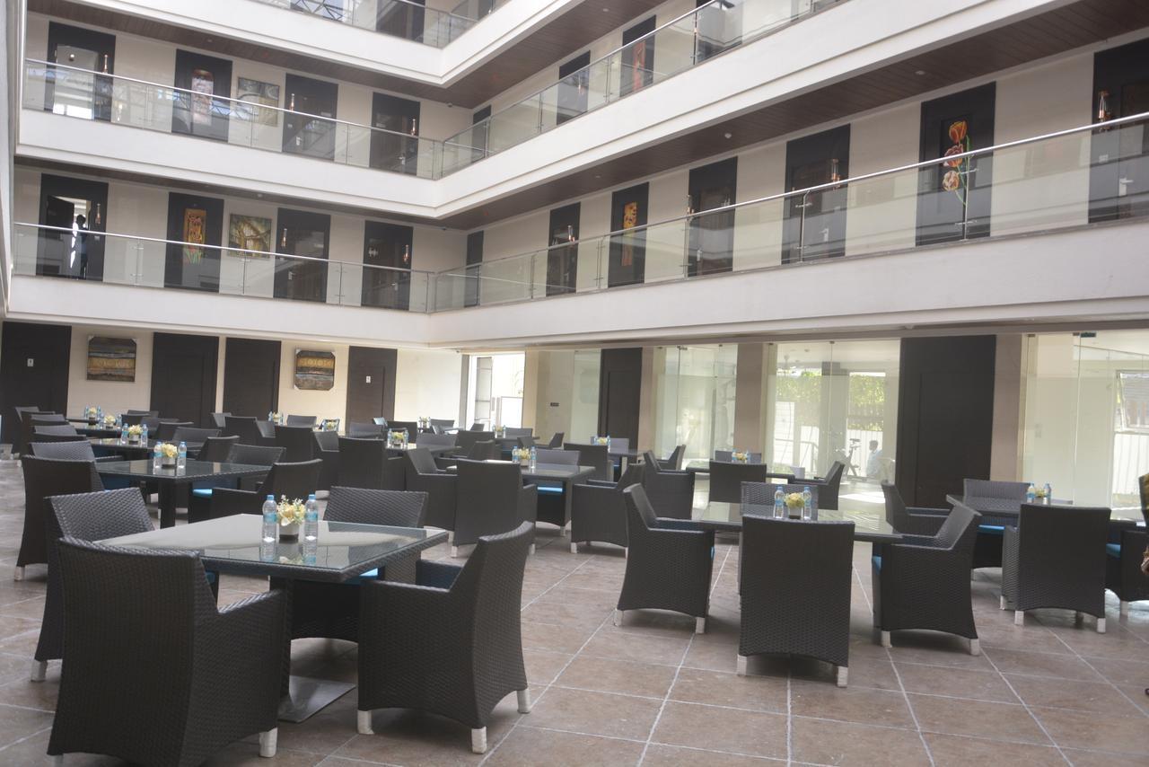 Hotel Grand Visava Lonavala Ngoại thất bức ảnh