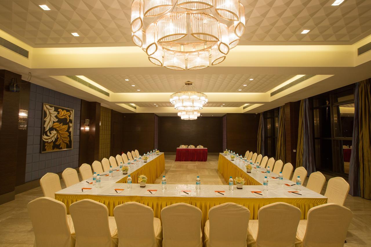 Hotel Grand Visava Lonavala Ngoại thất bức ảnh