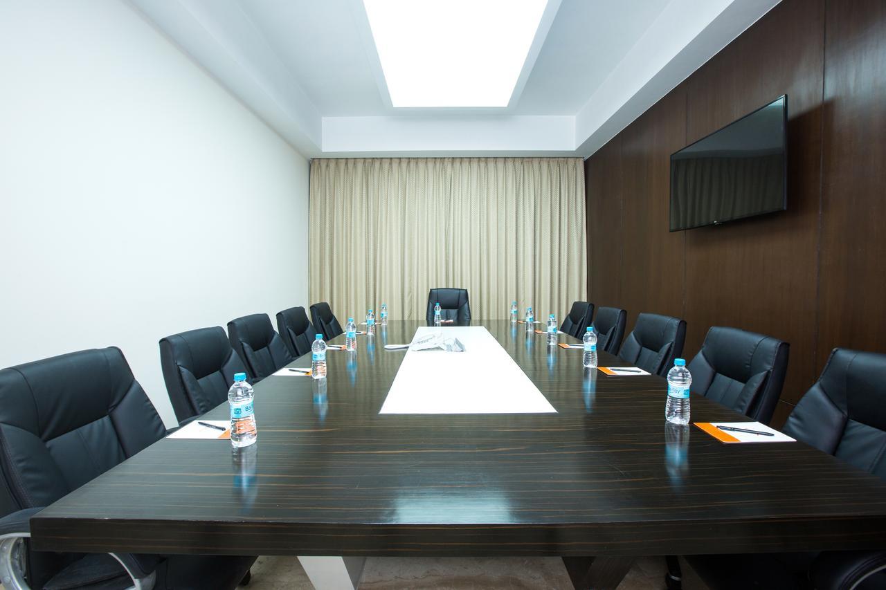 Hotel Grand Visava Lonavala Ngoại thất bức ảnh